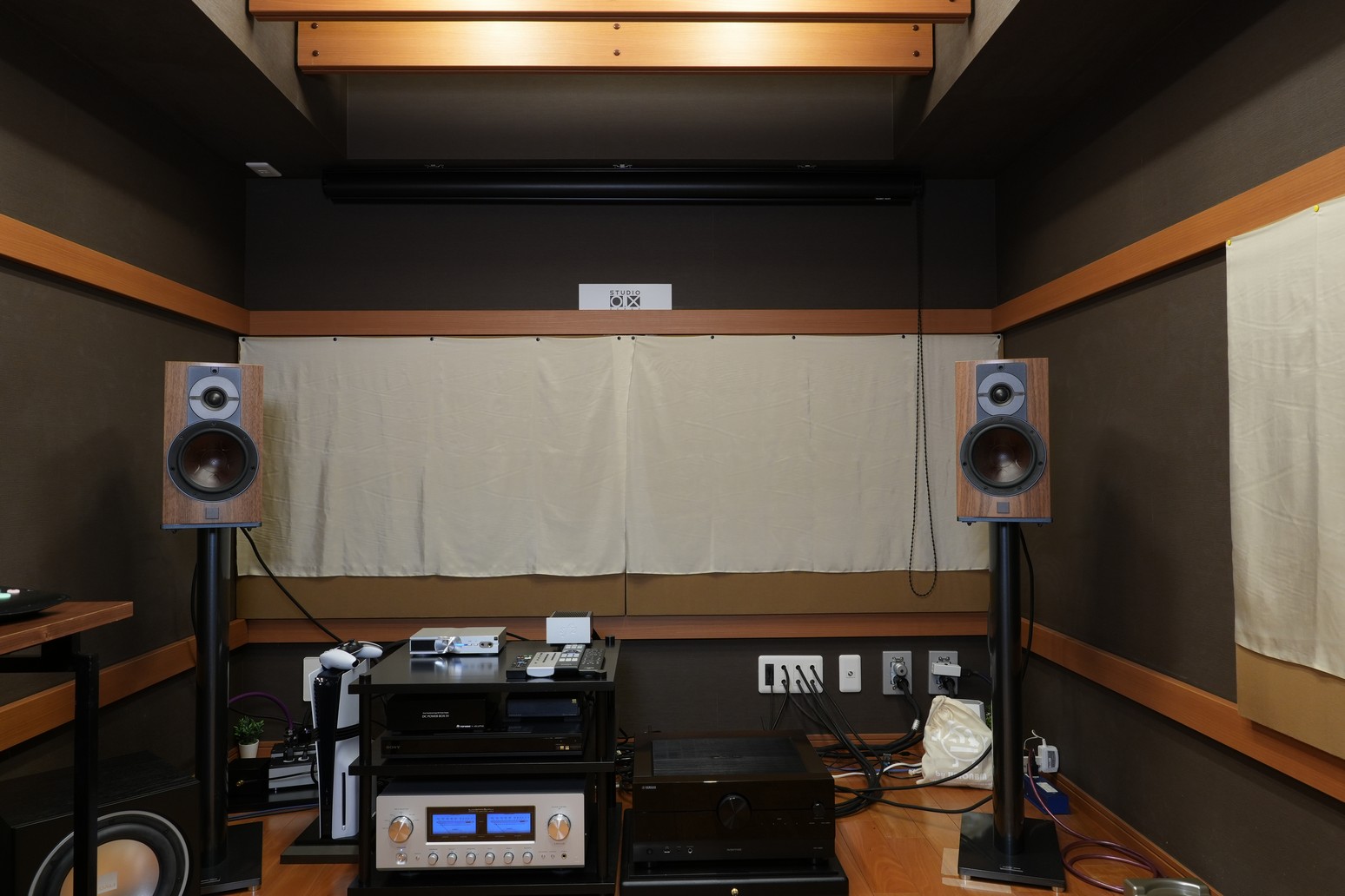 コントロールルームの写真